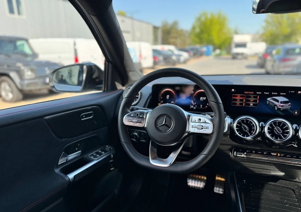 Mercedes-Benz GLB cena 214900 przebieg: 6900, rok produkcji 2023 z Tłuszcz małe 37